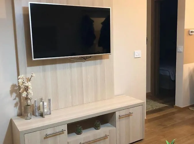 アパート Air, ズラティボール